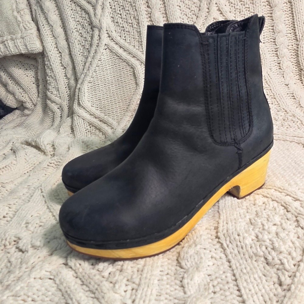 Frye and Co. Wooden Clog Chelsea‎ Boots Black Leather Chunky Womens 9